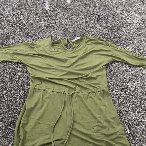 OLIVE GREEN ROMPER - Picture 4 of 6
